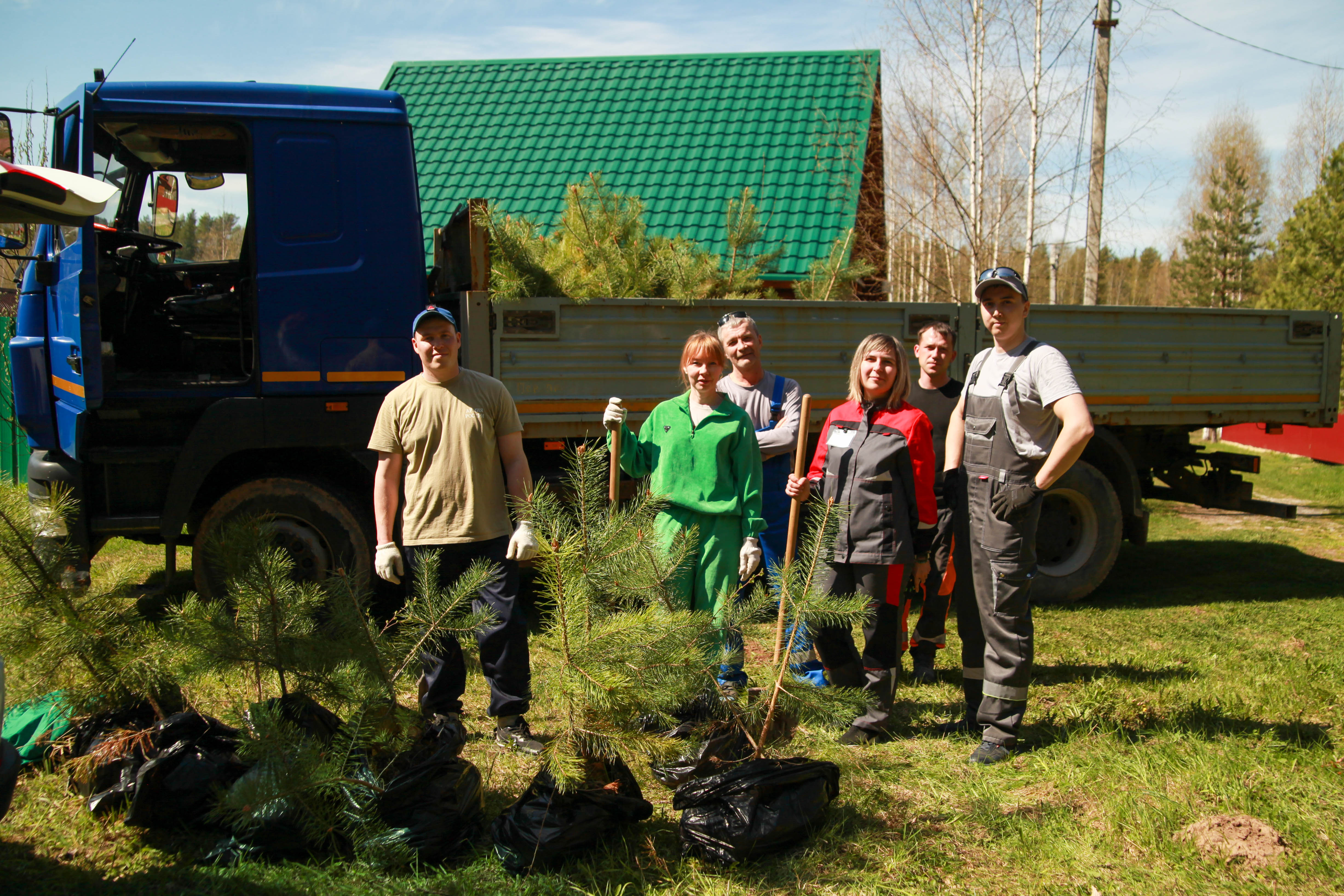 Совет молодежи УЗПМ принял участие в экологической акции по озеленению Краснокамска, рис. 2