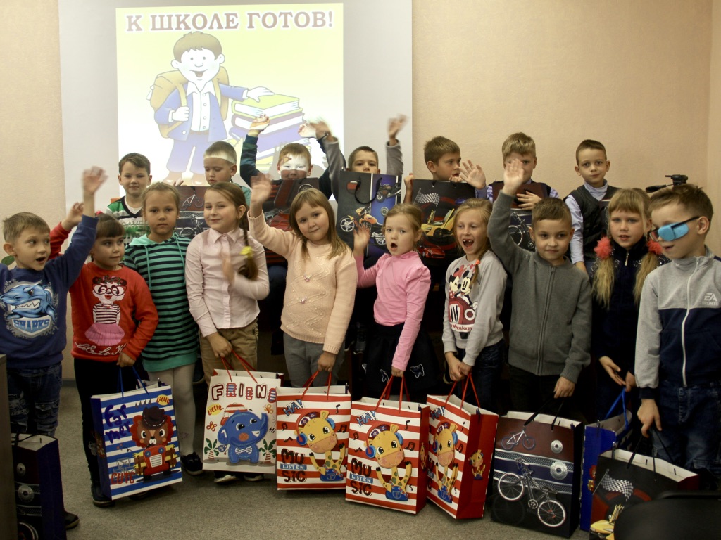 На УЗПМ поздравили первоклассников с Днем знаний