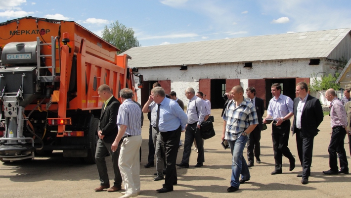 На владимирских улицах убираются &laquo;по последнему слову техники&raquo;