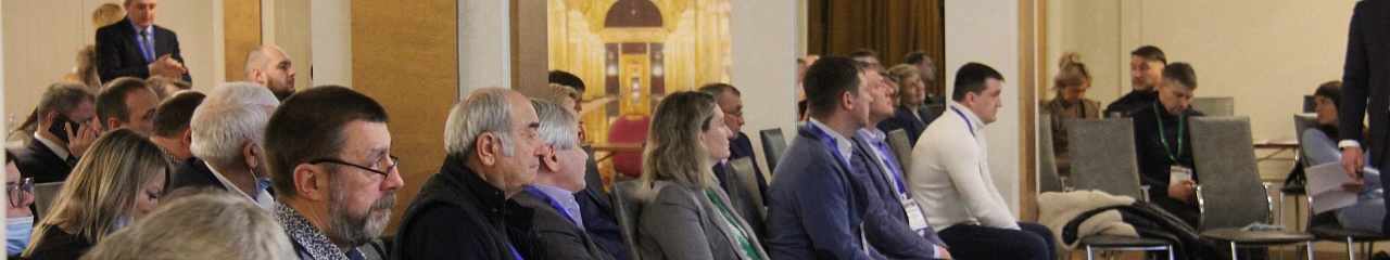 Инновации в зимнем содержании дорог представили на Международном дорожном форуме